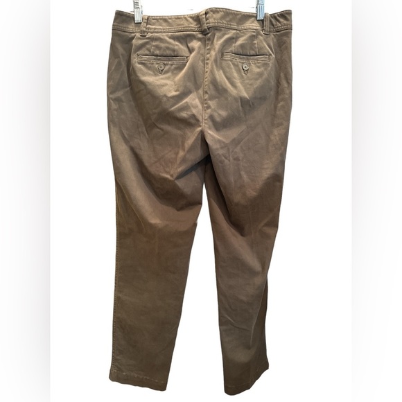 Talbots Perfect Chino Green‎ Sz 8 Inseam 30 Excellent - Picture 2 of 3